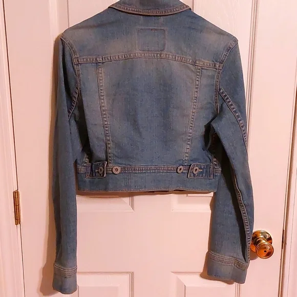 Vintage Levi's Cropped Trucker Jacket - Picture 5 of 6